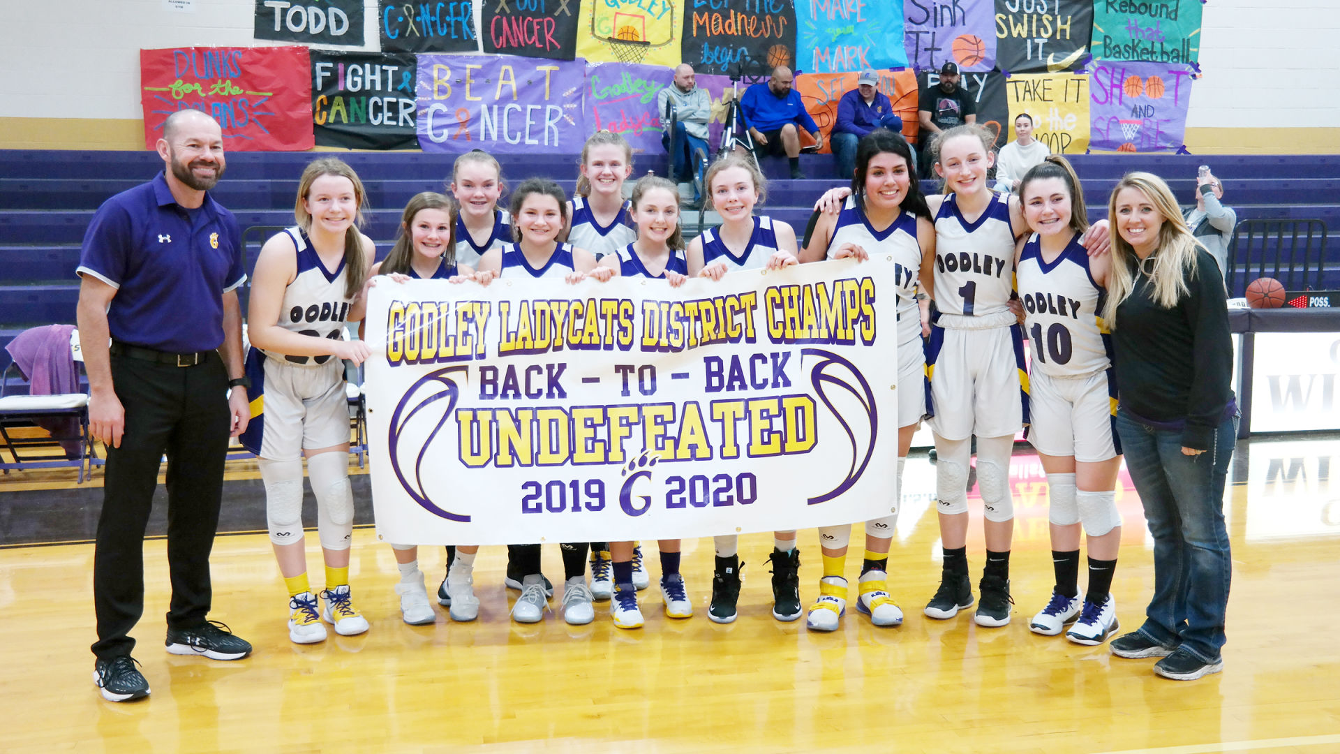 8th-grade Lady Cat basketball